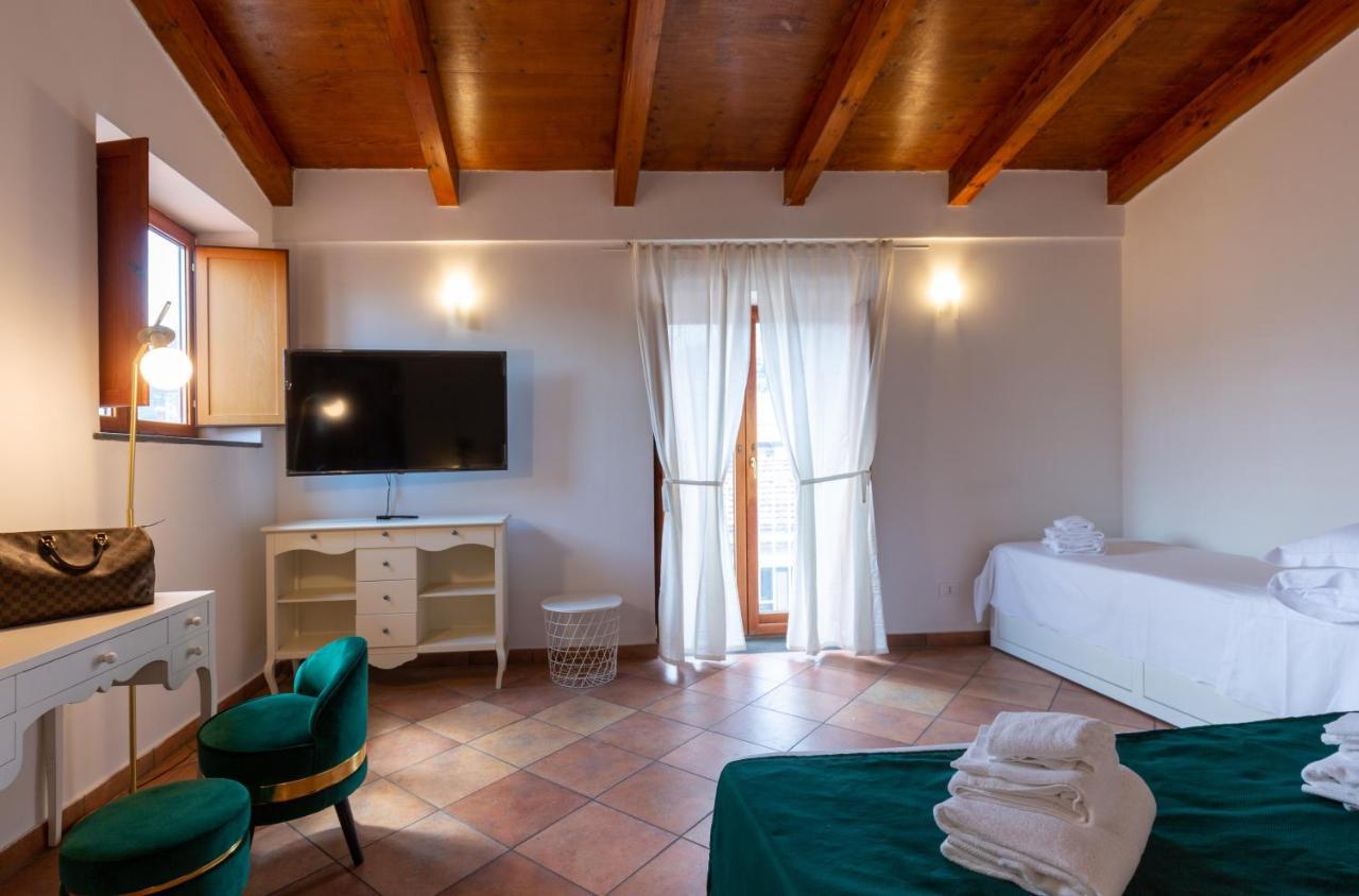 Appartamento Rossy House Sorrento Esterno foto