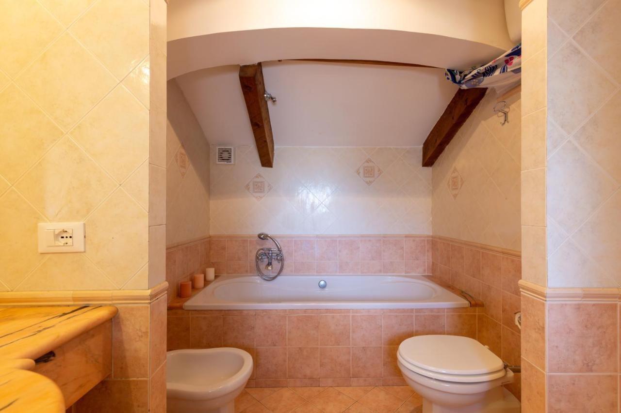 Appartamento Rossy House Sorrento Esterno foto