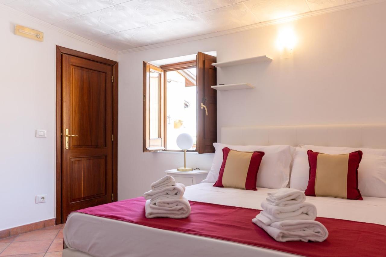 Appartamento Rossy House Sorrento Esterno foto