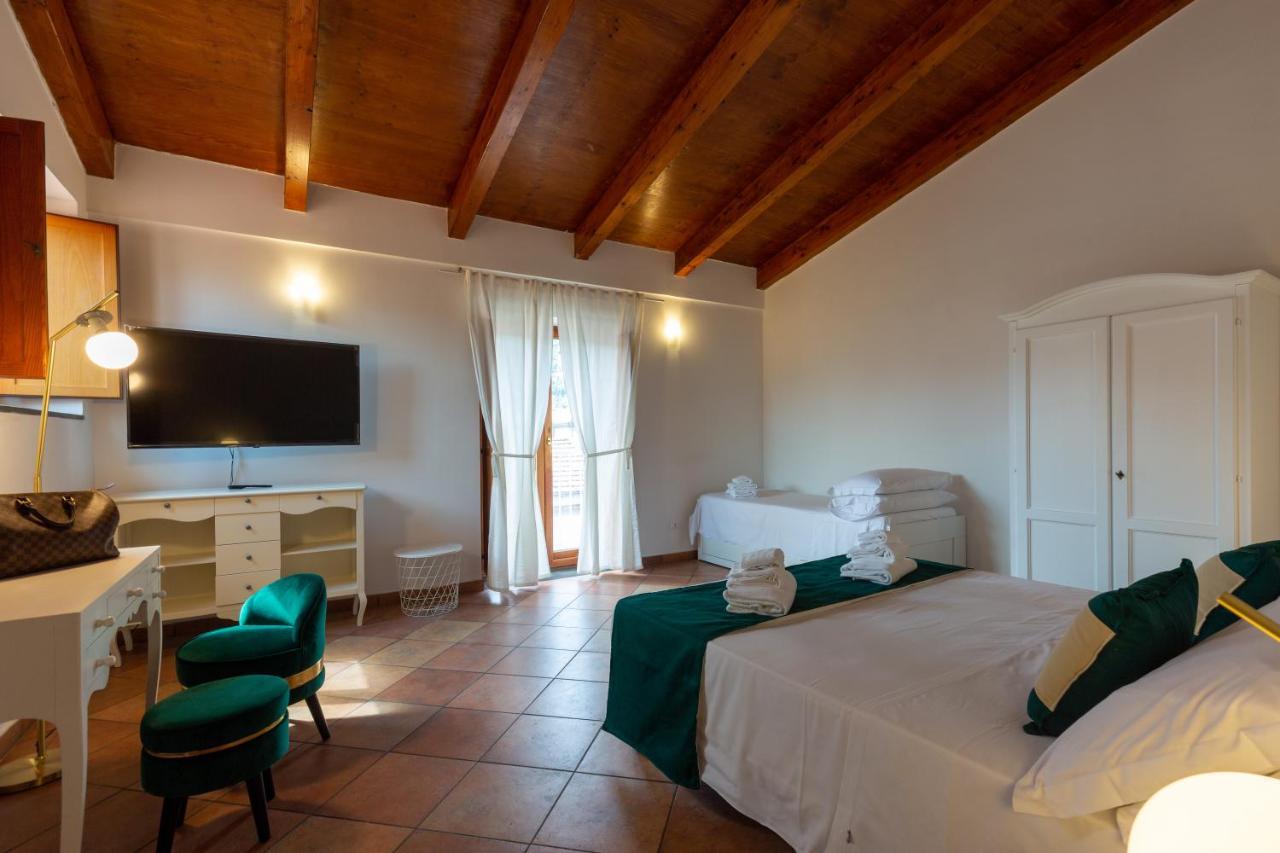 Appartamento Rossy House Sorrento Esterno foto