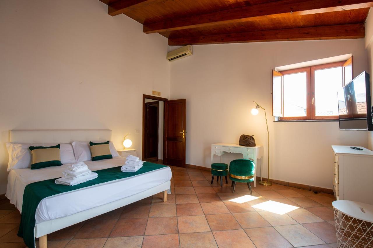 Appartamento Rossy House Sorrento Esterno foto