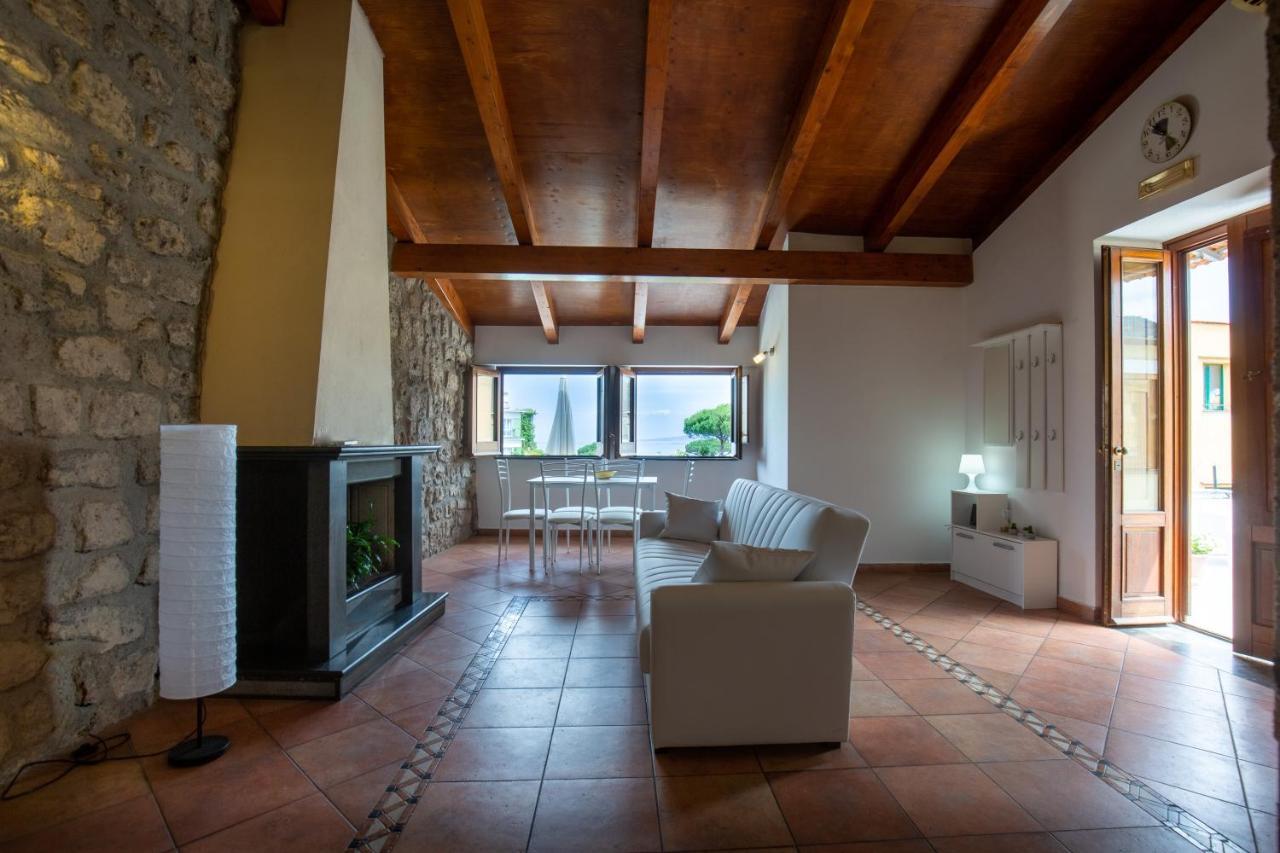 Appartamento Rossy House Sorrento Esterno foto